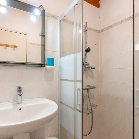 Maison T3 Pour 4 Personnes A 400m De La Et Du Centre, Avec Terrasse Et Parking. - Fr-1-521-210 * Biscarrosse