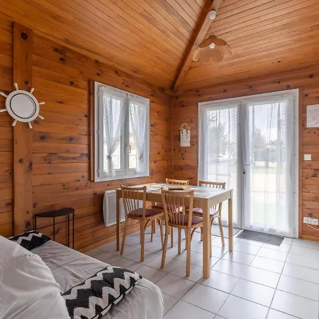 Maison T3 Pour 4 Personnes A 400m De La Et Du Centre, Avec Terrasse Et Parking. - Fr-1-521-210