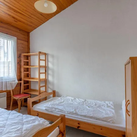 Maison T3 Pour 4 Personnes A 400m De La Et Du Centre, Avec Terrasse Et Parking. - Fr-1-521-210